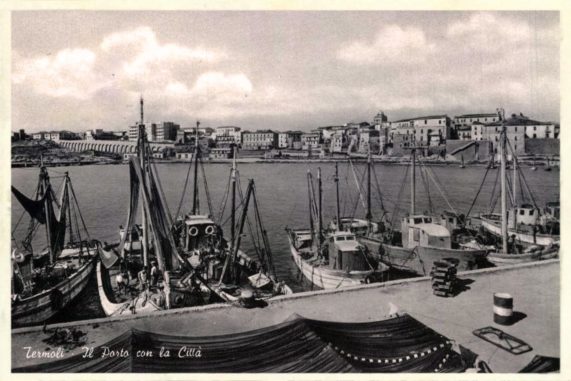 Porto di Termoli in bianco e nero